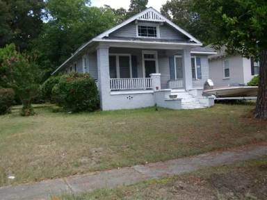 Main picture of 1812 Forest Ave