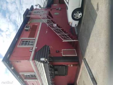 Main picture of 3098 NW 32nd St