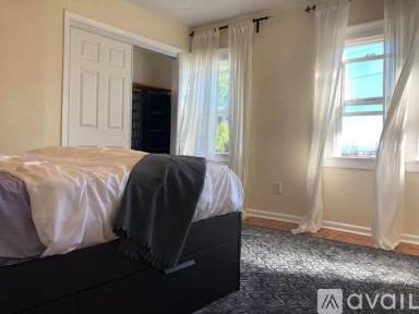 Main picture of 4220 Carrington St