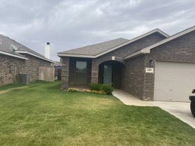 Main picture of 13811 Vernon Ave