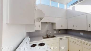 Main picture of 850 S Orange Grove Blvd