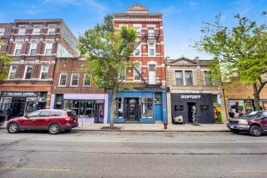 Main picture of 1329 W 18th St