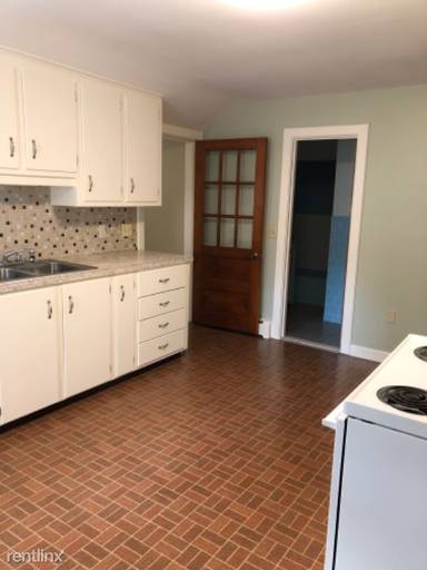 Main picture of 437 Hopkins Hill Rd