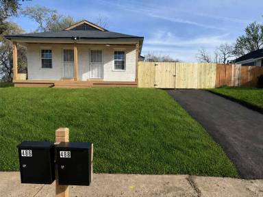 Main picture of 488 Burlington Cir