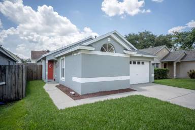 Main picture of 6643 Summer Haven Dr