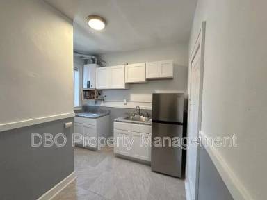 Main picture of 775 Myrtle Ave