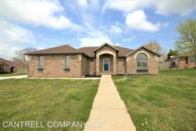 Main picture of 3515 W Teresa Ct