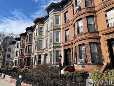 Main picture of 959 Saint Johns Pl