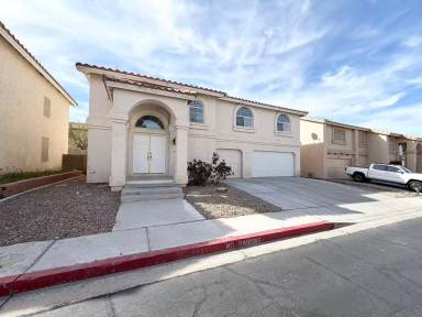 Main picture of 261 Delfino Way