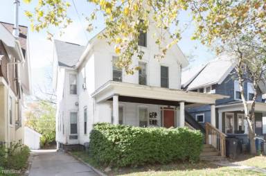 Main picture of 523 N Main St