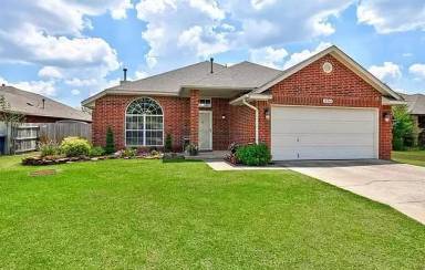 Main picture of 13244 Almond Dr