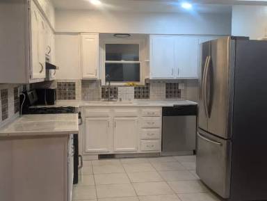 Main picture of 333 Anthony St