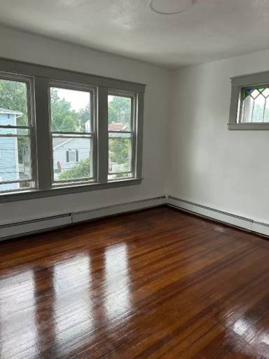 Main picture of 0 Bond St