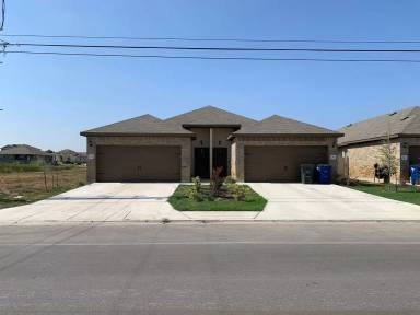 Main picture of 2546-48 Pahmeyer Rd