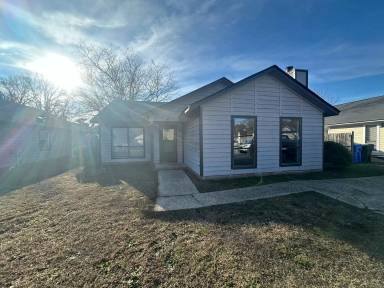 Main picture of 6917 Timberwood Dr