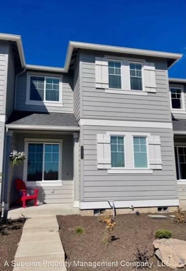 Main picture of 61620 SE Depot Loop