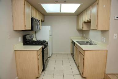 Main picture of 213 N Lamb Blvd
