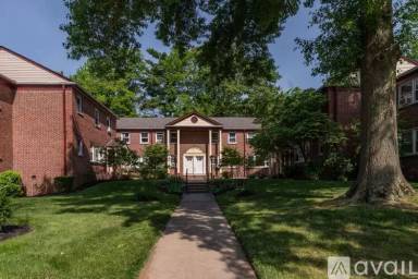 Main picture of 658 Valley Rd