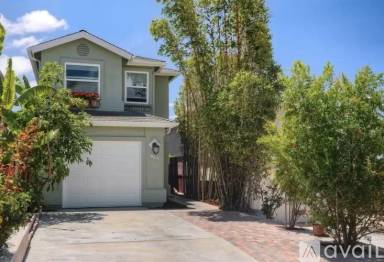 Main picture of 3347 B St