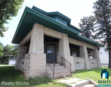 Main picture of 202 S 27th St