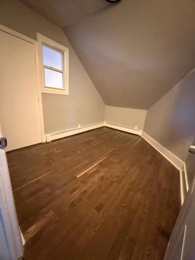 Main picture of 534 Howard Ave