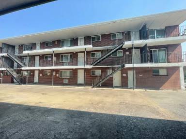 Main picture of 1475 Macon St