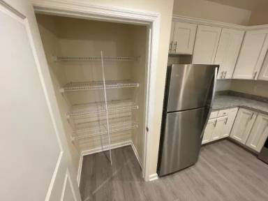 Main picture of 192 Erie Blvd