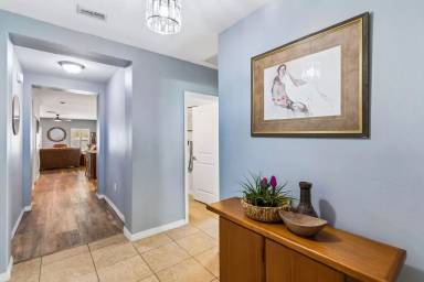 Main picture of 107 Park Hurst Ln