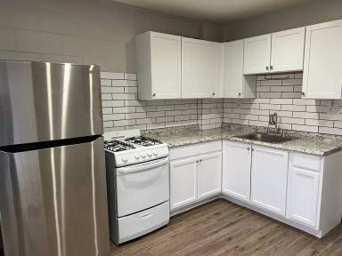 Main picture of 317 Clarendon Ave