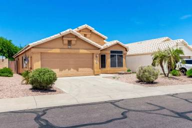 Main picture of 2252 E Ross Ave