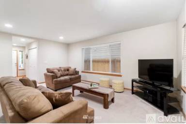 Main picture of 13415 11th Pl W
