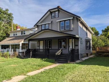 Main picture of 2735 Sutton Ave