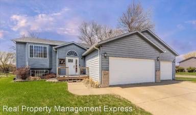 Main picture of 417 N Whitni Ln