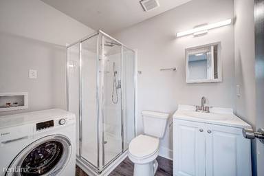 Main picture of 2407 W Harold St