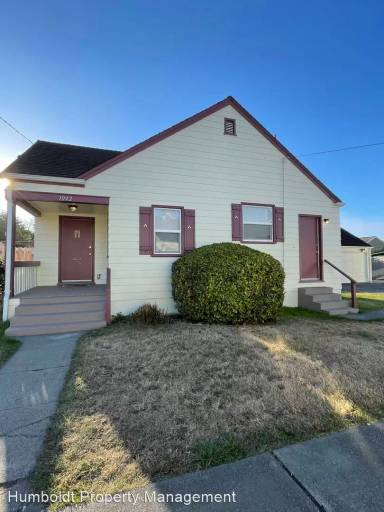 Main picture of 1032 G St