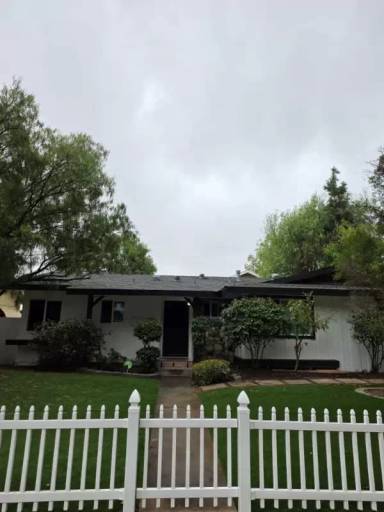 Main picture of 16542 Chatsworth St