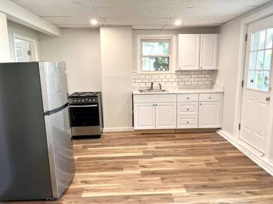 Main picture of 56 Prospect St