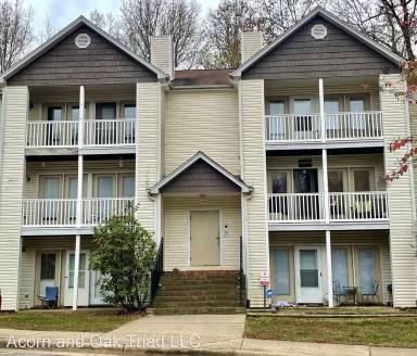 Main picture of 2326 W Vandalia Rd