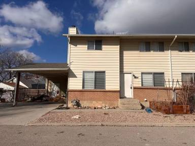 Main picture of 7894 S Main St