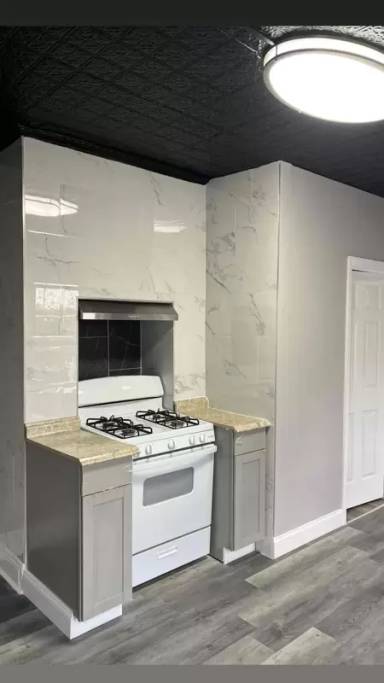 Main picture of 160 3rd St