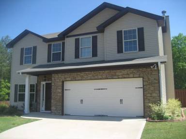 Main picture of 402 Randall Ct