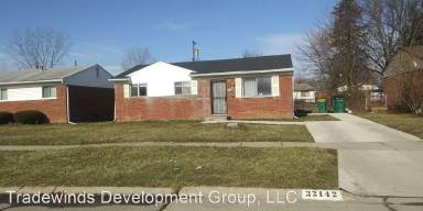Main picture of 32142 Newcastle St
