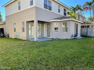 Main picture of 11307 NW 47th Ln