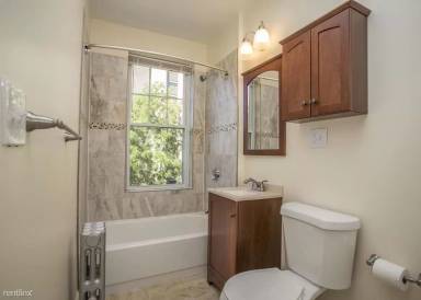 Main picture of South St.