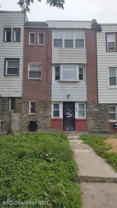 Main picture of 5634 N 18th St