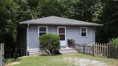 Main picture of 103 Hill St