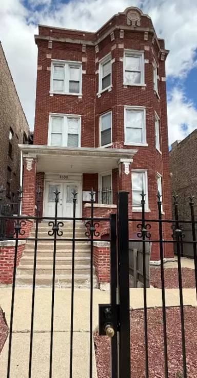 Main picture of 1105 S Richmond St