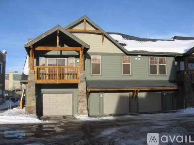 Main picture of 1541 Redstone Ave