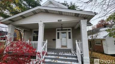 Main picture of 8454 Plainfield Rd