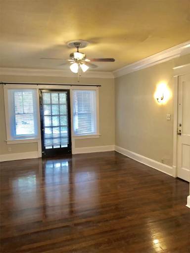 Main picture of 912-20 E 41st St